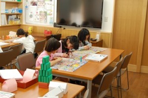 日本キリスト改革派八事教会教会学校「アドベントカレンダー作り」
