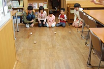 日本キリスト改革派八事教会教会学校工作「糸巻き車作り&競争」2